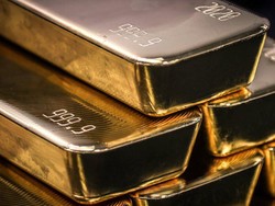 Ada Vaksin Pfizer, Begini Prediksi Harga Emas ke Depan