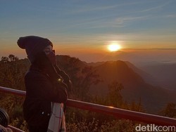 Yuk Nikmati Sunrise Penanjakan Bromo, Kuota Dinaikkan 40 Persen!