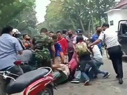 Viral Video Polisi-TNI Masuk Kampus Unimed, Ternyata Ini yang Terjadi