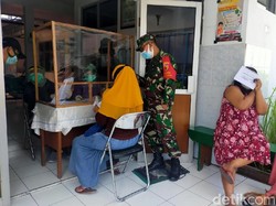 213 Warga di 18 Kecamatan Surabaya Jalani Swab Hunter