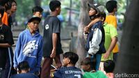 Aduh! Anak-anak Ini Berkumpul dan Abaikan Protokol Kesehatan