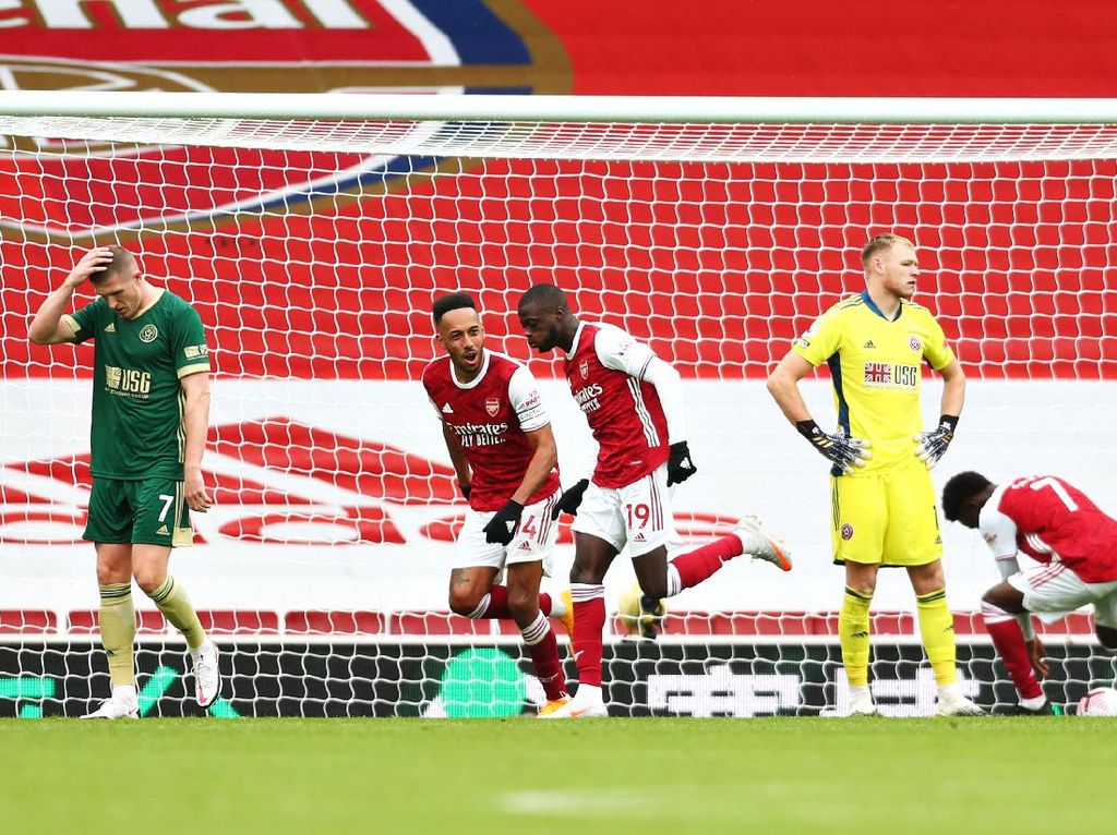 Blunder David Luiz Warnai Kemenangan Arsenal 2-1 Atas Sheffield Blunder David Luiz Warnai Kemenangan Arsenal 2-1 Atas Sheffield