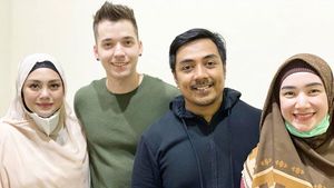 Gaya Hijab Istri Stefan William, Celine Evangelista yang Diisukan Mualaf