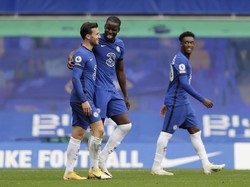 Bek-bek Chelsea Malah Lebih Tajam dari Para Penyerangnya