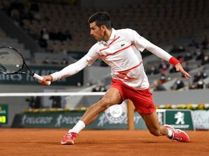 Prancis Terbuka 2020: Djokovic Menang Mudah, Maju ke Babak Keempat Prancis Terbuka 2020: Djokovic Menang Mudah, Maju ke Babak Keempat