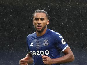 Ancelotti Cabut dari Everton, Calvert-Lewin: Kaget sih, tapi...