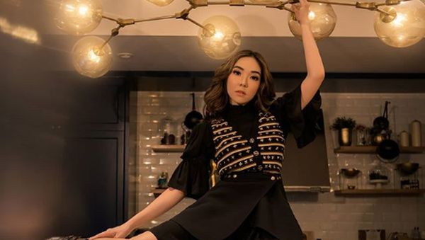 7 Gaya Gisella dan Gempi, Pakai Outfit Totalnya Rp 2 Miliar Foto #dirumahaja