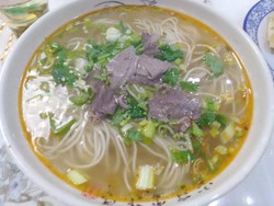 Menikmati Kuliner Halal di District Yuhang Provinsi Zhejiang