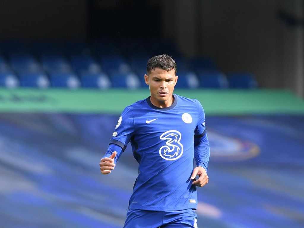 Thiago Silva Cuma Butuh Waktu Thiago Silva Cuma Butuh Waktu
