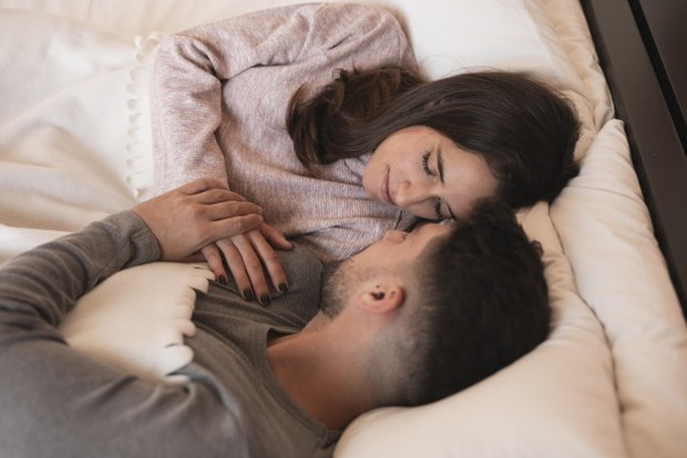 Menikah juga bisa membantu untuk tidur lebih nyenyak.