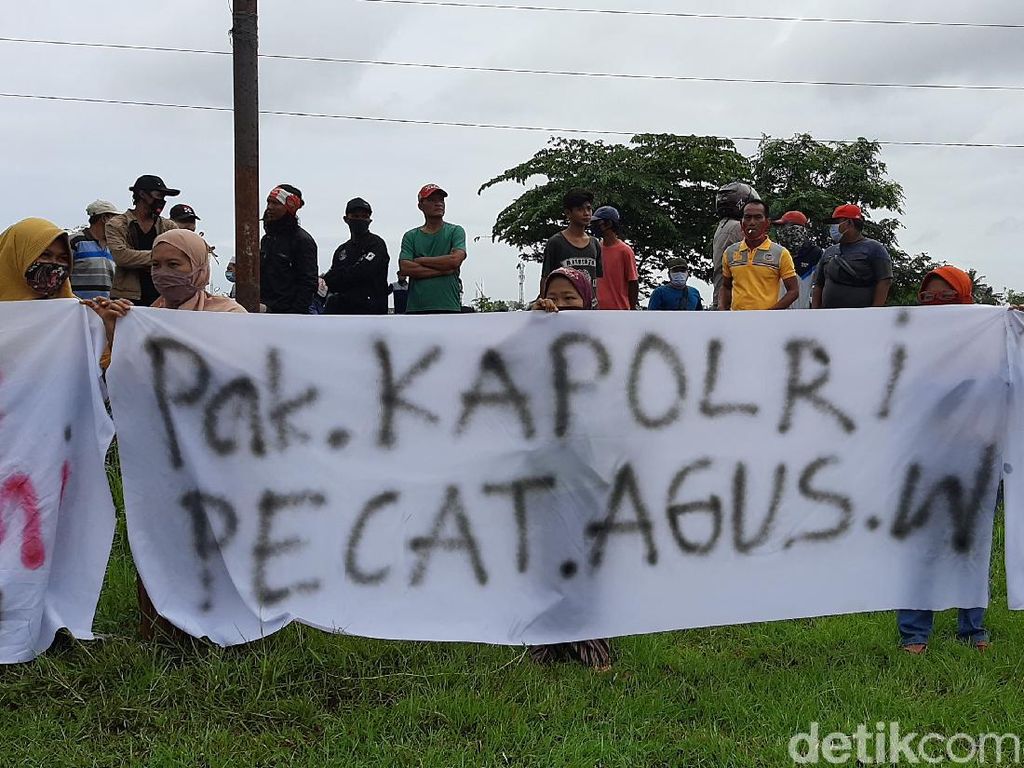 Propam Akan Tindak Oknum Polisi yang Peras Perajin Jamu di Cilacap Propam Akan Tindak Oknum Polisi yang Peras Perajin Jamu di Cilacap