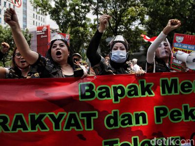 Aksi Para Pekerja Hiburan Malam Tuntut Cabut PSBB Jakarta