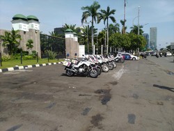 Antisipasi Demo, Water Cannon-Barracuda Disiagakan di Sekitar DPR