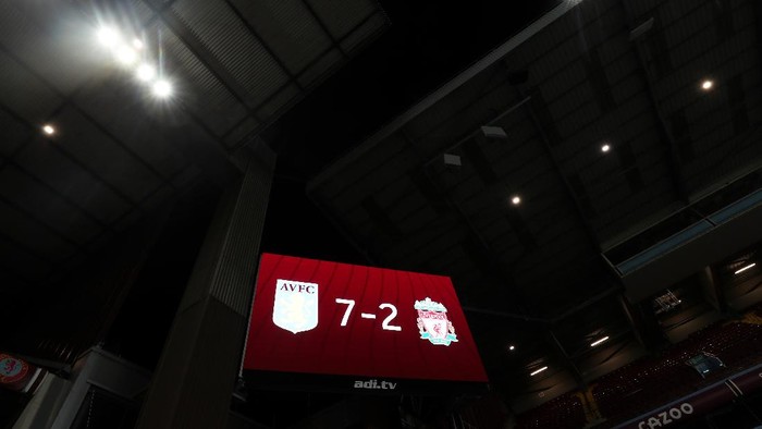 BIRMINGHAM, ENGLAND - OCTOBER 04: The big screen shows the final score of 7-2 after the Premier League match between Aston Villa and Liverpool at Villa Park on October 04, 2020 in Birmingham, England. Sporting stadiums around the UK remain under strict restrictions due to the Coronavirus Pandemic as Government social distancing laws prohibit fans inside venues resulting in games being played behind closed doors. (Photo by Catherine Ivill/Getty Images)