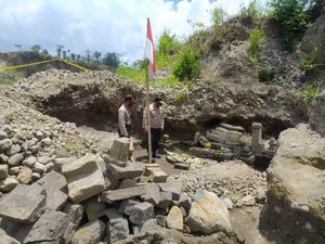 Batuan Candi Temuan Penambang Pasir Merapi Diperkirakan Seusia Borobudur Batuan Candi Temuan Penambang Pasir Merapi Diperkirakan Seusia Borobudur