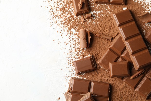 Cokelat/sumber: freepik.com/ Makanan cokelat bisa menimbulkan jerawat.