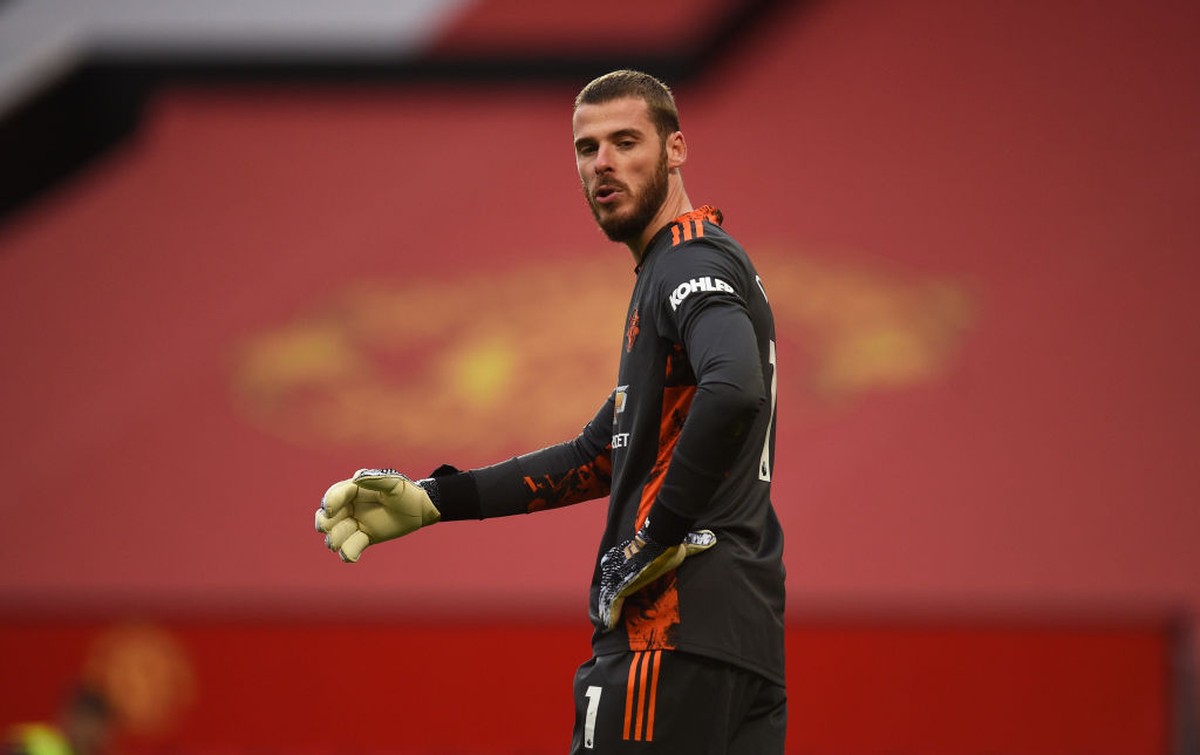 Rio Ferdinand Yakin MU Jual David De Gea Jika... (Getty Images/Pool)