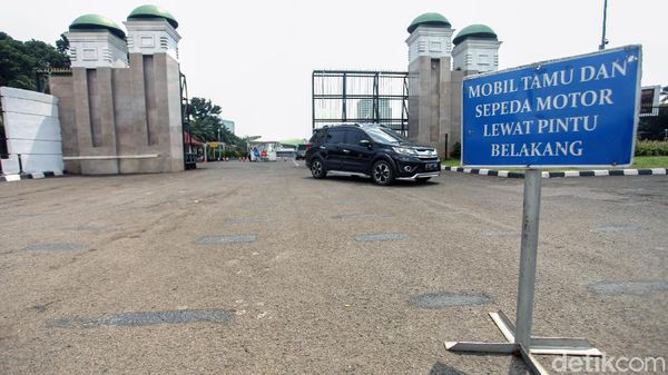 Gedung DPR Bersih dari Demo, Lalu Lintas Lancar