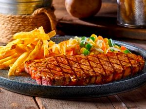 Pemilik Abuba Steak Meninggal Akibat Covid-19 Pemilik Abuba Steak Meninggal Akibat Covid-19