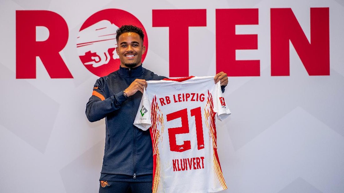 Justin Kluivert dipinjam RB Leipzig dari AS Roma (Foto: Twitter/RBLeipzig_ENG)