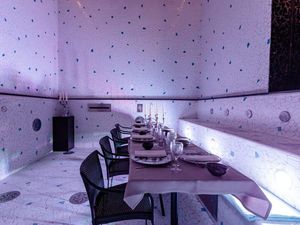 Foto: Kolam Renang Hotel Disulap Jadi Restoran Cantik