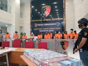 Sindikat di Sumsel Bobol Akun Bank-Ojol, Rp 21 M Berhasil Digondol Sindikat di Sumsel Bobol Akun Bank-Ojol, Rp 21 M Berhasil Digondol