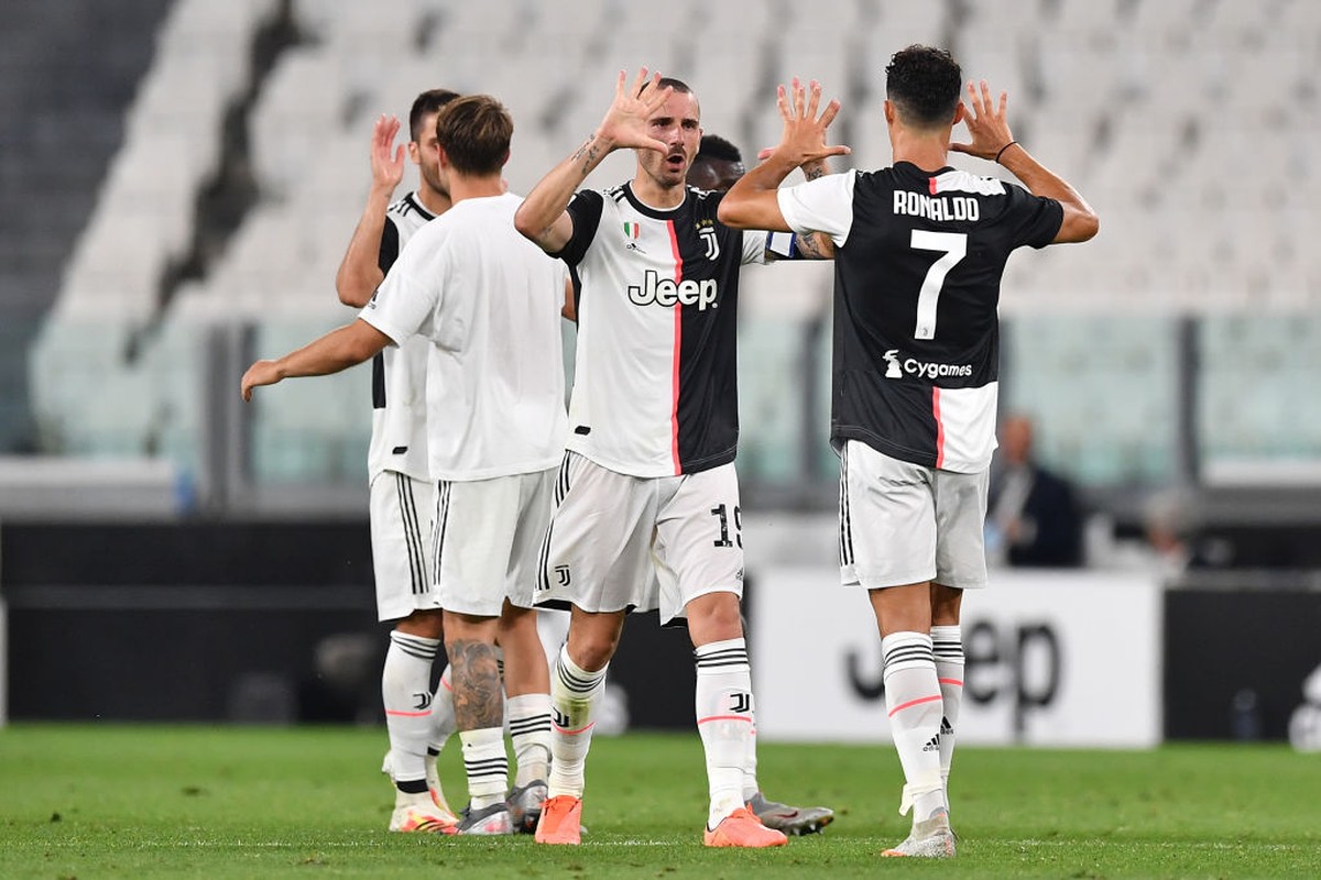 Kekaguman Leonardo Bonucci pada Cristiano Ronaldo (Getty Images/Valerio Pennicino)