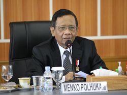 Mahfud Md Tanggapi Kritik Pembimbing Disertasinya soal UU Cipta Kerja