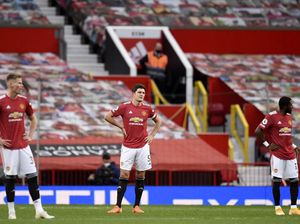 MU Dihajar Tottenham, Luke Shaw: Ini Memalukan