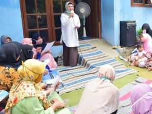 Mengenal Nur Azizah, Anak Wapres yang Maju Pilkada Tangsel Mengenal Nur Azizah, Anak Wapres yang Maju Pilkada Tangsel