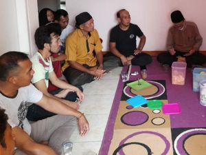 Gaet Pemilih, Abu Bakar-Sirojudin Janjikan Insentif untuk Guru Ngaji Gaet Pemilih, Abu Bakar-Sirojudin Janjikan Insentif untuk Guru Ngaji