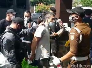 Kasus Bola Sabu Rp 480 M Dilimpahkan ke Kejari Kabupaten Sukabumi Kasus Bola Sabu Rp 480 M Dilimpahkan ke Kejari Kabupaten Sukabumi