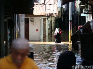 Titik Banjir Jakarta Bertambah: 92 RT Terdampak, 154 Warga Mengungsi