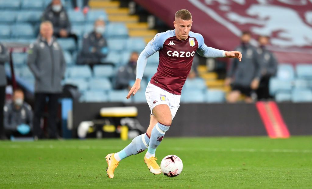 BIRMINGHAM, INGGRIS - 4 OKTOBER: Ross Barkley dari Aston Villa melakukan selebrasi setelah mencetak gol kelima timnya selama pertandingan Liga Premier antara Aston Villa dan Liverpool di Villa Park pada 4 Oktober 2020 di Birmingham, Inggris.  Stadion olahraga di Inggris tetap dibatasi ketat karena pandemi virus korona karena undang-undang jarak sosial pemerintah melarang penggemar di tempat, yang mengakibatkan permainan dimainkan secara tertutup.  (Foto oleh Peter Powell - Pool / Getty Images)