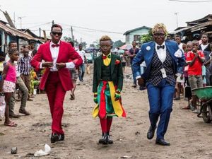 Saat Warga Negara Miskin di Dunia Ini Bergaya Necis nan Parlente