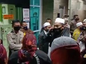 Jenazah Kiai di Jember Disebut COVID Dijemput Paksa, Ini Kata RS dan Satgas Jenazah Kiai di Jember Disebut COVID Dijemput Paksa, Ini Kata RS dan Satgas