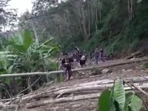 Terdampak Banjir-Longsor, Sejumlah Desa di Cianjur Masih Terisolir