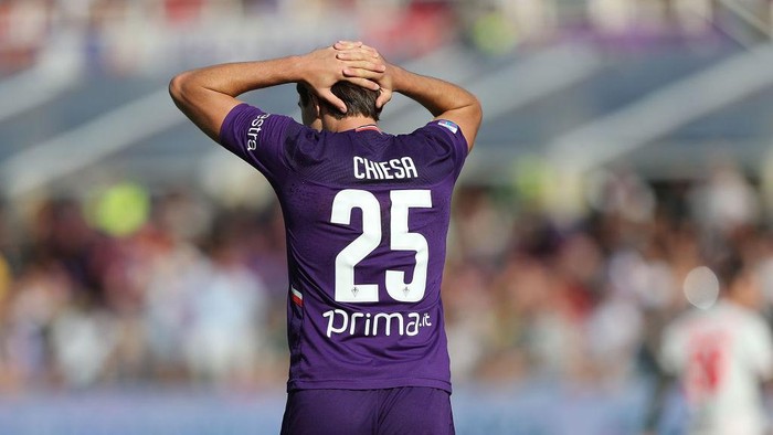 FLORENCE, ITALY - SEPTEMBER 14: Federico Chiesa of ACF Fiorentina reacts during the Serie A match between ACF Fiorentina and Juventus at Stadio Artemio Franchi on September 14, 2019 in Florence, Italy.  (Photo by Gabriele Maltinti/Getty Images)