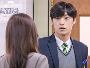 Adegan Ciuman Kim Ha Neul dan Lee Do Hyun di 18 Again Jadi Sorotan