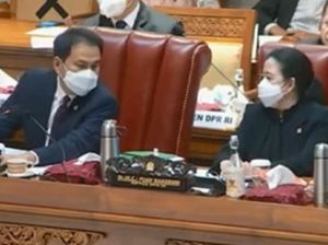 Pimpinan DPR Bersumpah Tak Ada Pasal Selundupan di UU Cipta Kerja