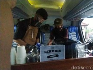 Ciamis Punya Kedai Kopi di Dalam Bis