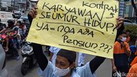 Ragam Poster Curahan Hati Buruh yang Tolak Omnibus Law