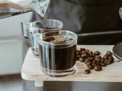 Makanan Terburuk untuk Paru-Paru dan Rutin Minum Kopi untuk Kesehatan Hati