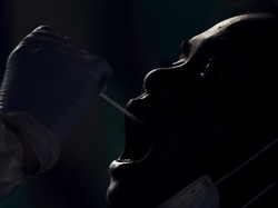 Staf Kelurahan Petamburan Jalani Tes Swab Bertahap Usai Lurah Positif Corona