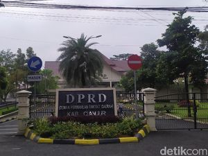Satu Anggota DPRD Cianjur Terkonfirmasi Positif COVID-19 Satu Anggota DPRD Cianjur Terkonfirmasi Positif COVID-19