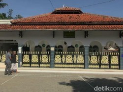 Wanita Ini Diserang Orang Tak Dikenal Saat Salat di Musala Tegal