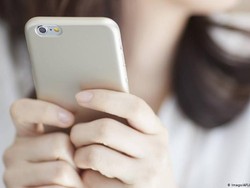 Pelecehan Online terhadap Perempuan Mendorong Mereka Keluar dari Medsos