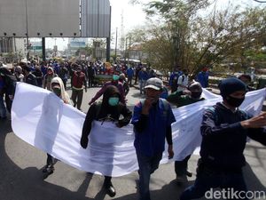 Aksi Tolak Omnibus Law Dibayangi Pandemi COVID-19, Waspadai Klaster Demo!