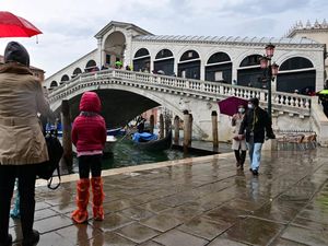 Pertama Kali Dalam 1.200 Tahun, Venesia Berhasil Mencegah Banjir