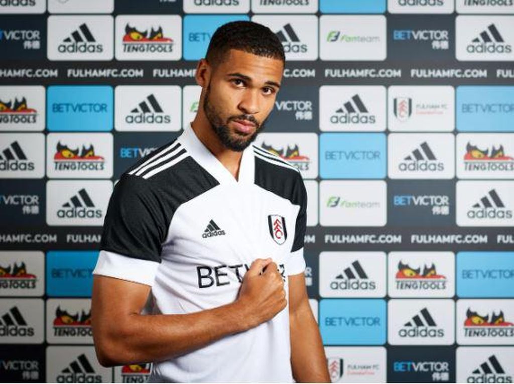 Chelsea Pinjamkan Loftus-Cheek ke Tetangga Sebelah Chelsea Pinjamkan Loftus-Cheek ke Tetangga Sebelah
